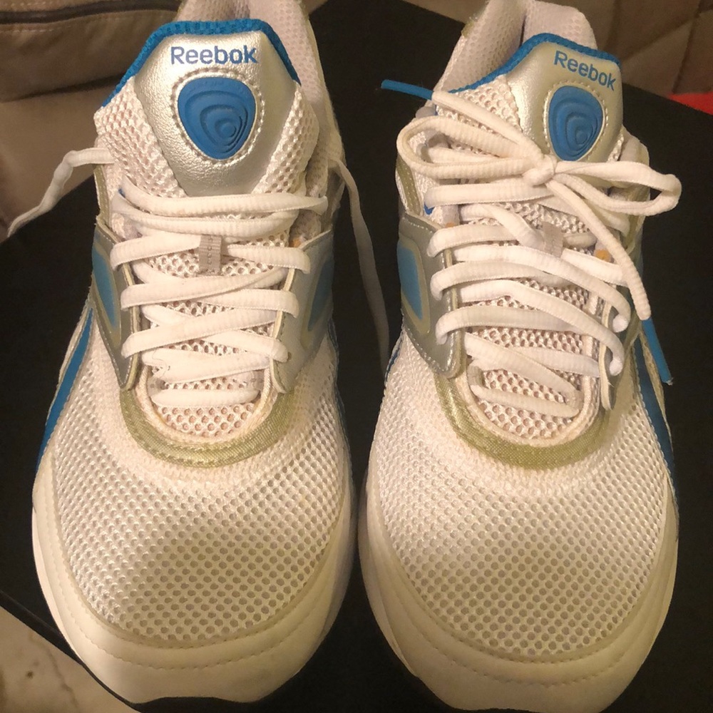 ReeBok tennis shoes